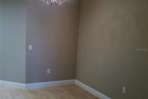 Townhouse in Groveland, Florida 3 bedrooms, 161.65 sq.m. № 2110254 - photo 6