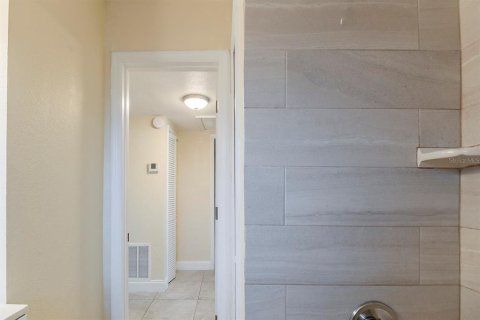 Villa ou maison à vendre à Orlando, Floride: 3 chambres, 146.6 m2 № 1590002 - photo 20