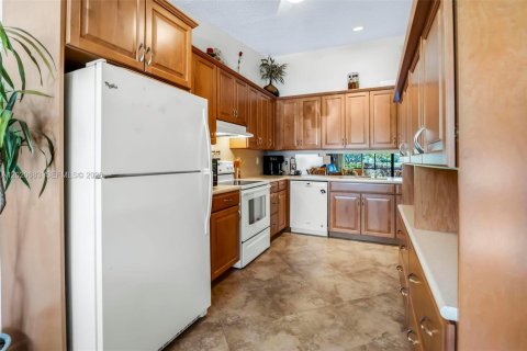 Casa en venta en Plantation, Florida, 2 dormitorios, 118.17 m2 № 2077902 - foto 15