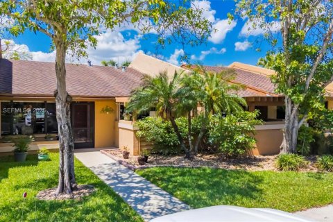Casa en venta en Plantation, Florida, 2 dormitorios, 118.17 m2 № 2077902 - foto 4