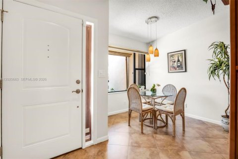Casa en venta en Plantation, Florida, 2 dormitorios, 118.17 m2 № 2077902 - foto 10