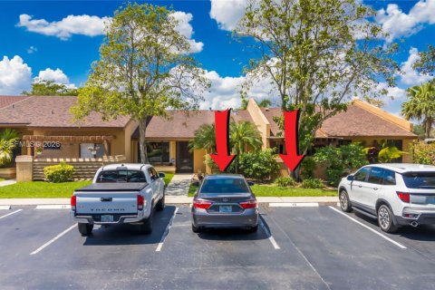 Casa en venta en Plantation, Florida, 2 dormitorios, 118.17 m2 № 2077902 - foto 5