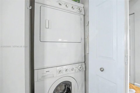 Casa en venta en Plantation, Florida, 2 dormitorios, 118.17 m2 № 2077902 - foto 22