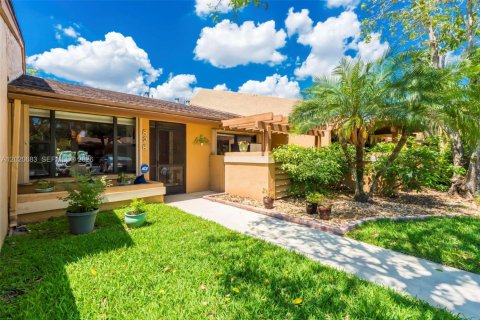 Casa en Plantation, Florida 2 dormitorios, 118.17 m2 № 2077902