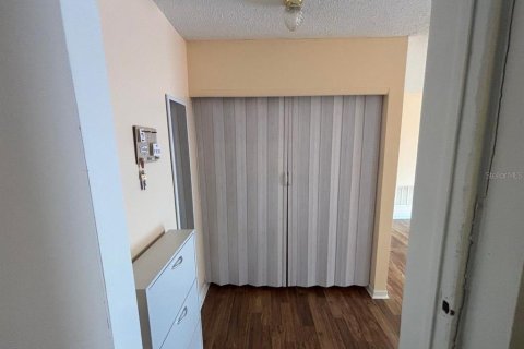 Copropriété à louer à Saint Petersburg, Floride: 1 chambre, 60.94 m2 № 2112417 - photo 11