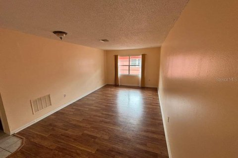 Copropriété à louer à Saint Petersburg, Floride: 1 chambre, 60.94 m2 № 2112417 - photo 5