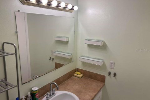 Copropriété à louer à Saint Petersburg, Floride: 1 chambre, 60.94 m2 № 2112417 - photo 9