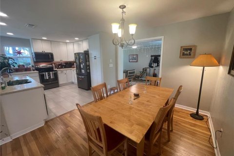 Villa ou maison à louer à Gainesville, Floride: 3 chambres, 134.34 m2 № 2157757 - photo 7