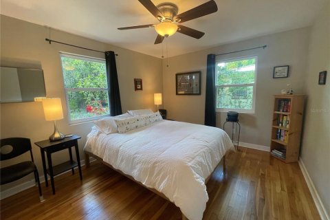 Villa ou maison à louer à Gainesville, Floride: 3 chambres, 134.34 m2 № 2157757 - photo 16