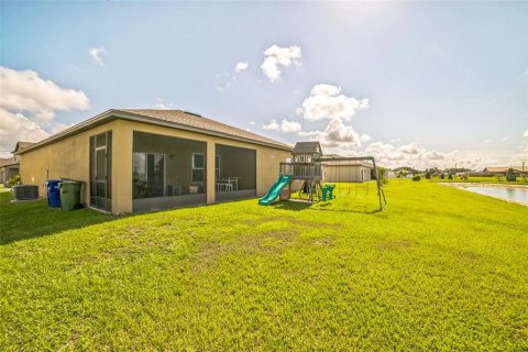 Villa ou maison à vendre à Winter Haven, Floride: 4 chambres, 185.06 m2 № 1807395 - photo 29
