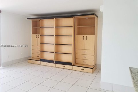 Copropriété à louer à North Bay Village, Floride: 53.6 m2 № 1967422 - photo 16