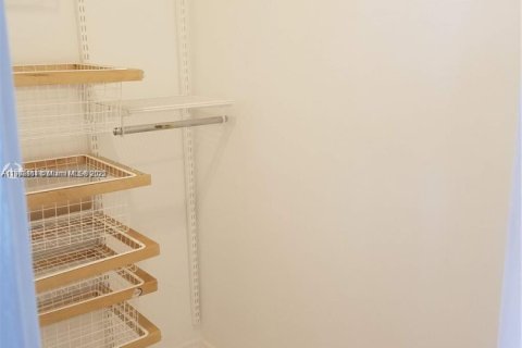 Copropriété à louer à North Bay Village, Floride: 53.6 m2 № 1967422 - photo 20