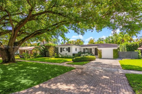 Villa ou maison à Miami Shores, Floride 3 chambres, 119.57 m2 № 2064795