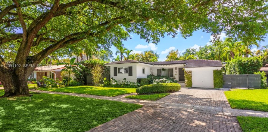 Villa ou maison à Miami Shores, Floride 3 chambres, 119.57 m2 № 2064795