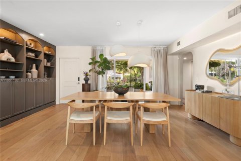 Villa ou maison à vendre à Miami Shores, Floride: 3 chambres, 119.57 m2 № 2064795 - photo 6