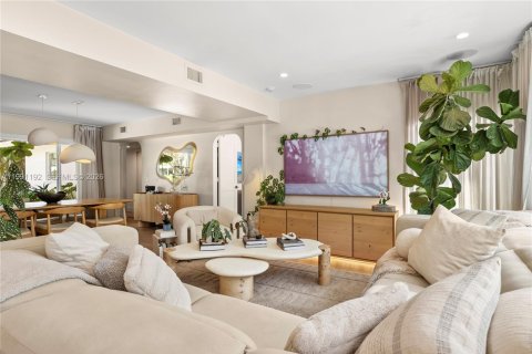 Villa ou maison à vendre à Miami Shores, Floride: 3 chambres, 119.57 m2 № 2064795 - photo 19