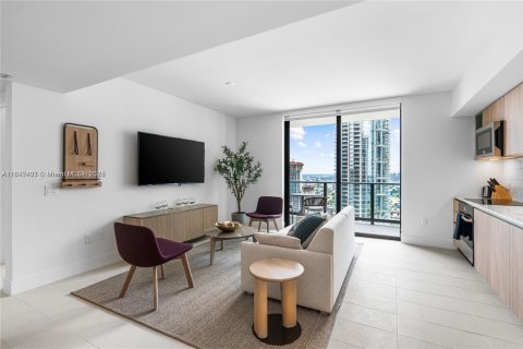 Condo in Miami, Florida, 2 bedrooms  № 1937548 - photo 27