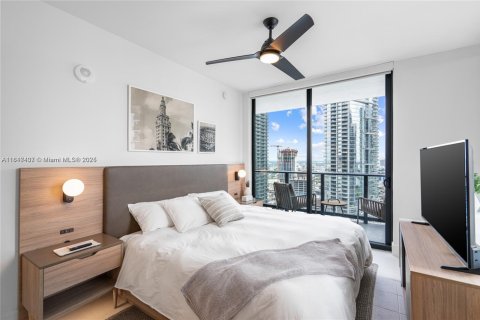 Condo in Miami, Florida, 2 bedrooms  № 1937548 - photo 4