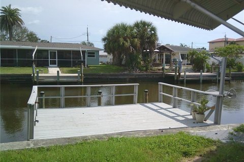 Terreno en venta en Saint Petersburg, Florida № 1912401 - foto 3