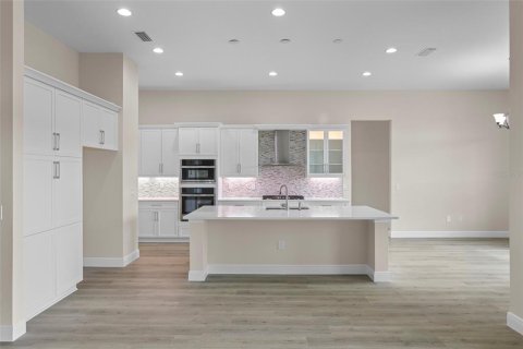 Купить виллу или дом в Сарасота, Флорида 9 комнат, 340.67м2, № 1900093 - фото 3