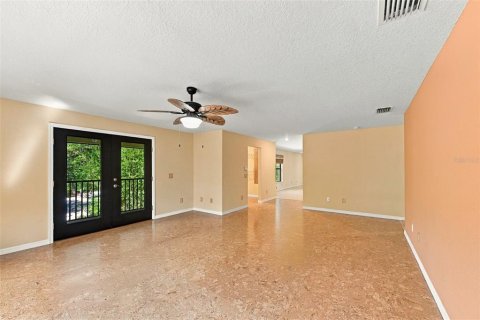 Villa ou maison à vendre à Wimauma, Floride: 3 chambres, 262.91 m2 № 2431663 - photo 9