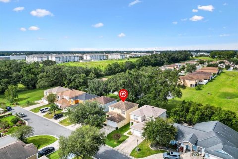Villa ou maison à vendre à Oxford, Floride: 3 chambres, 168.62 m2 № 2430711 - photo 2