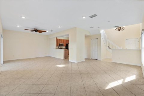 Villa ou maison à vendre à Oxford, Floride: 3 chambres, 168.62 m2 № 2430711 - photo 12