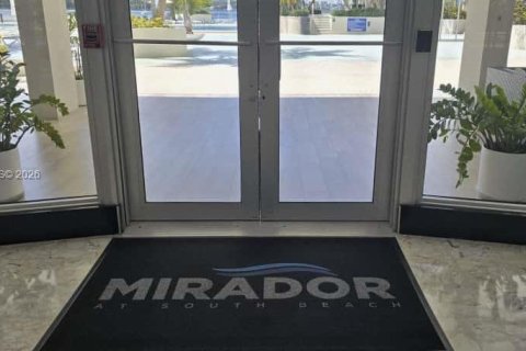 Снять в аренду кондоминиум в Майами-Бич, Флорида 63.17м2, № 1996713 - фото 2