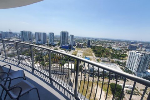 Condominio en venta en Miami, Florida, 2 dormitorios, 97.36 m2 № 1985532 - foto 15