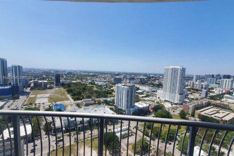 Condominio en venta en Miami, Florida, 2 dormitorios, 97.36 m2 № 1985532 - foto 16