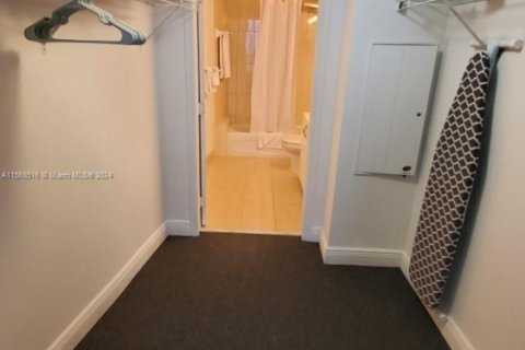 Condominio en venta en Miami, Florida, 2 dormitorios, 97.36 m2 № 1985532 - foto 5
