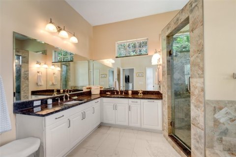 House in Palm Harbor, Florida 4 bedrooms, 305.93 sq.m. № 1846325 - photo 28