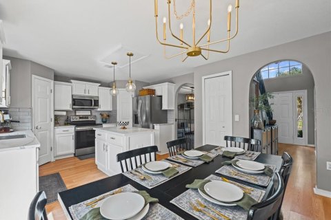 Villa ou maison à vendre à North Port, Floride: 5 chambres, 208.84 m2 № 1907693 - photo 9