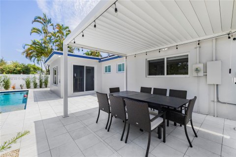 Casa en alquiler en Hollywood, Florida, 3 dormitorios № 1952074 - foto 21
