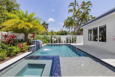 Casa en alquiler en Hollywood, Florida, 3 dormitorios № 1952074 - foto 29