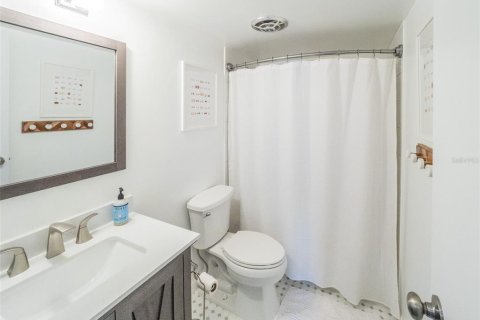 Condominio en venta en Mount Dora, Florida, 2 dormitorios, 99.5 m2 № 2116968 - foto 20