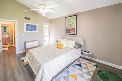 Condominio en venta en Mount Dora, Florida, 2 dormitorios, 99.5 m2 № 2116968 - foto 13