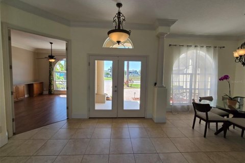 House in Port Charlotte, Florida 3 bedrooms, 236.71 sq.m. № 1568450 - photo 16