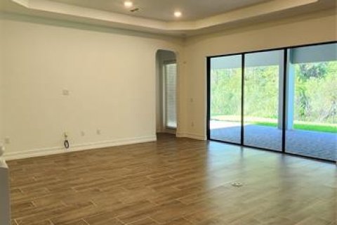 Casa en alquiler en Wesley Chapel, Florida, 5 dormitorios, 412.39 m2 № 1918638 - foto 4