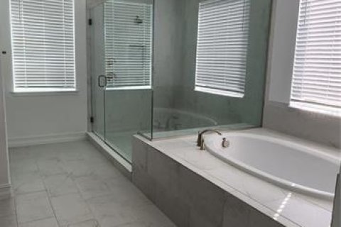 Casa en alquiler en Wesley Chapel, Florida, 5 dormitorios, 412.39 m2 № 1918638 - foto 20