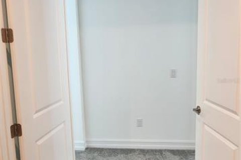 Casa en alquiler en Wesley Chapel, Florida, 5 dormitorios, 412.39 m2 № 1918638 - foto 24