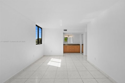 Condominio en venta en Miami Beach, Florida, 2 dormitorios, 105.72 m2 № 1938745 - foto 29