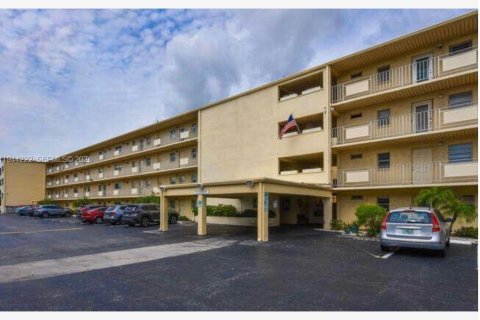 Copropriété à vendre à Boynton Beach, Floride: 2 chambres, 89.19 m2 № 2002689 - photo 3