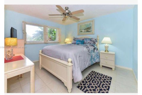 Copropriété à vendre à Boynton Beach, Floride: 2 chambres, 89.19 m2 № 2002689 - photo 8