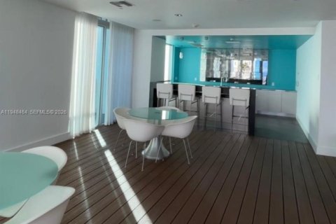 Apartment in Miami, Florida 1 bedroom, 68.56 sq.m. № 2005478 - photo 19