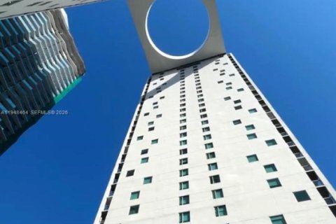 Apartment in Miami, Florida 1 bedroom, 68.56 sq.m. № 2005478