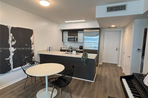 Apartment in Miami, Florida 1 bedroom, 68.56 sq.m. № 2005478 - photo 10