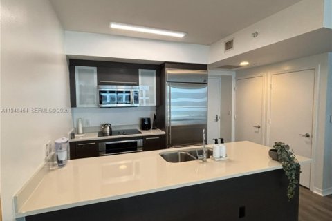 Apartment in Miami, Florida 1 bedroom, 68.56 sq.m. № 2005478 - photo 11