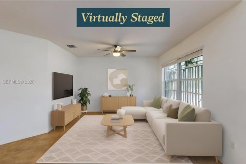 Villa ou maison à vendre à Miami, Floride: 4 chambres, 251.11 m2 № 2024540 - photo 11