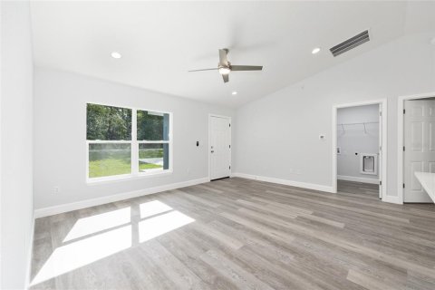 Villa ou maison à louer à Ocala, Floride: 3 chambres, 117.71 m2 № 2134754 - photo 8